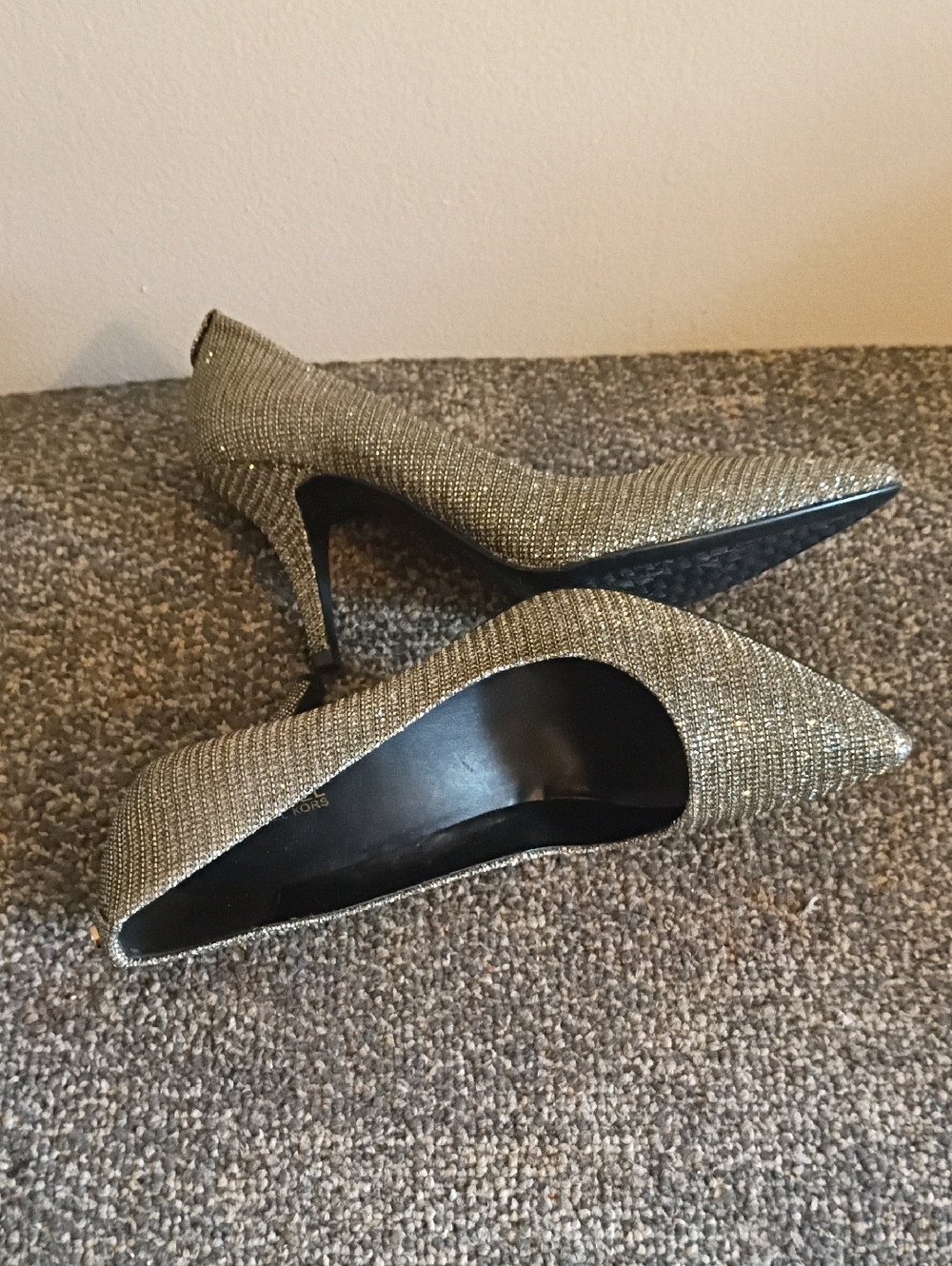 Michael Kors Sparkling Silver Pointed-Toe Women's FLEX Pumps Size 7 - Picture 5 of 7